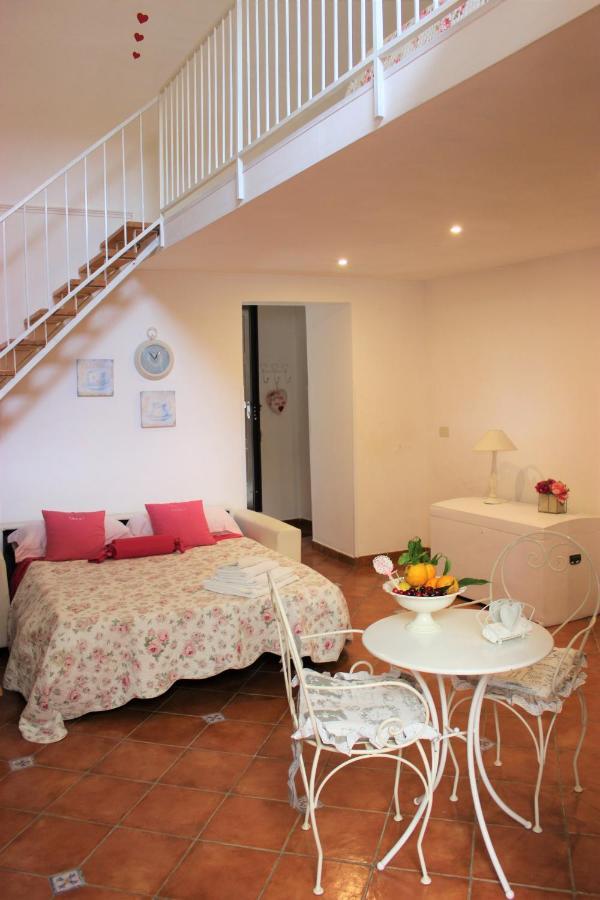 B&B Country Chic Vico Equense Exterior foto