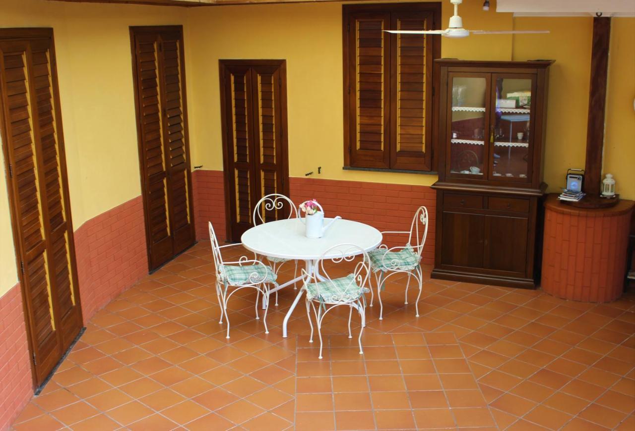 B&B Country Chic Vico Equense Exterior foto